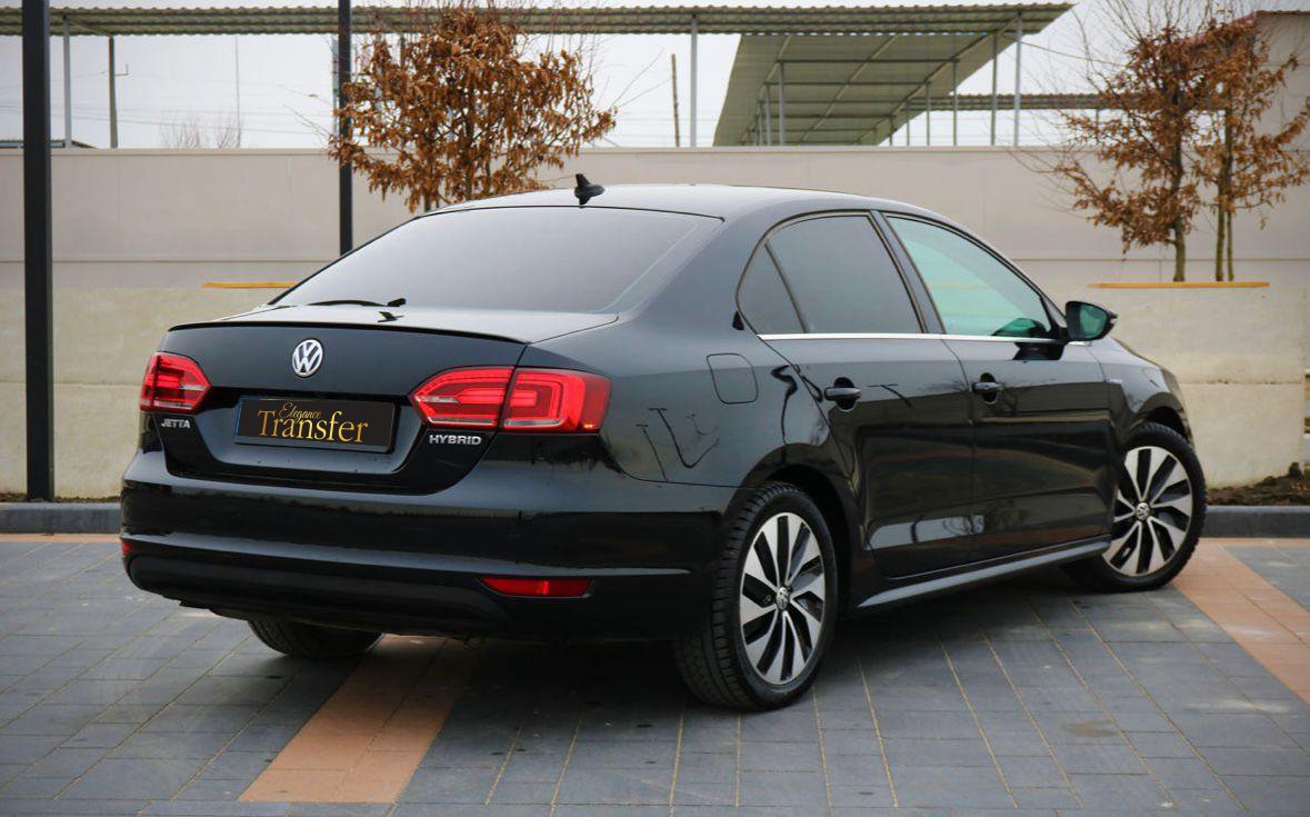 Hybrid Jetta Interior